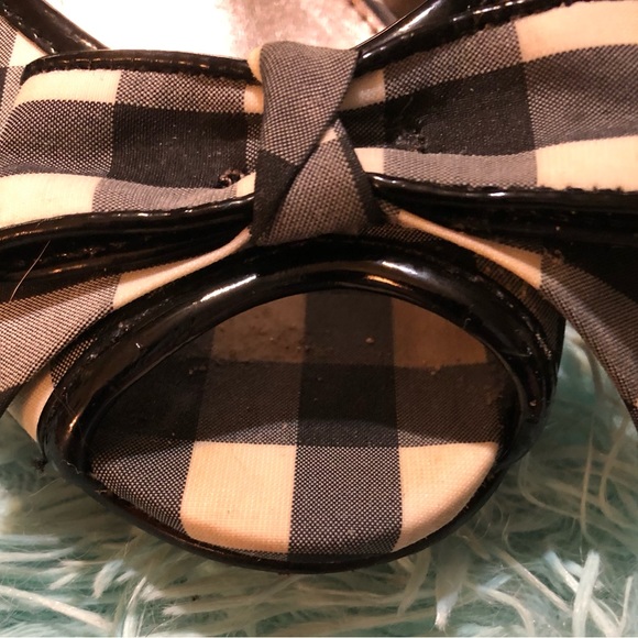 Unlisted black and white pump heels - Picture 4 of 5